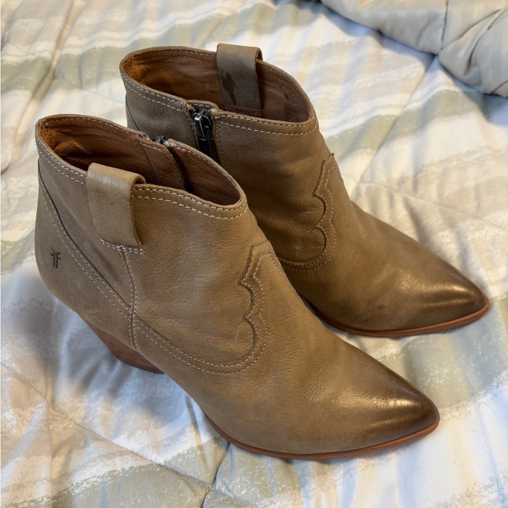 Frye Women's Brown Leather Ankle Booties
